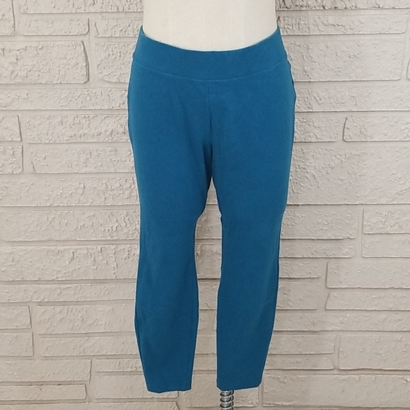 Lands End Activewear Capri Yoga Leggings - Picture 2 of 7